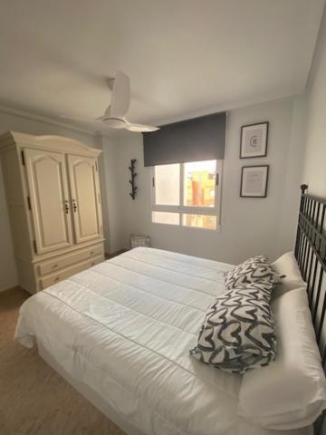 Centrico Apartamento Con Todo A Estrenar En La Playa Santa Pola Buitenkant foto