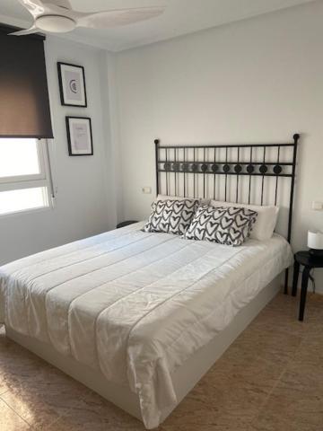 Centrico Apartamento Con Todo A Estrenar En La Playa Santa Pola Buitenkant foto